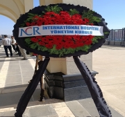 Kırmızı Gerbera Çelengi